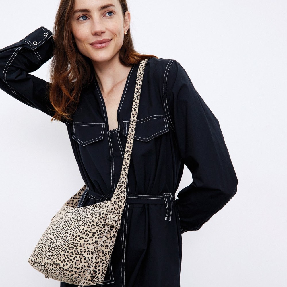 Hobo | Bonita Crossbody in Printed Leather - Mini Leopard