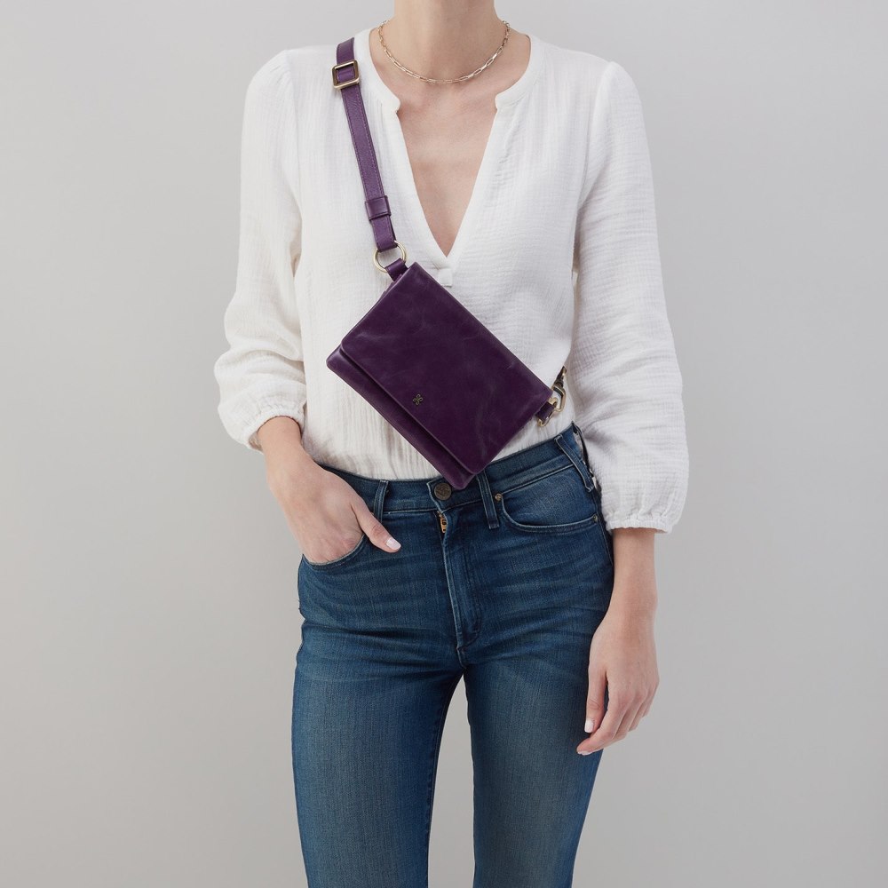 Hobo | Winn Belt Bag in Polished Leather - Deep Purple - Click Image to Close