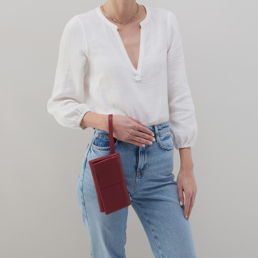 Hobo | Keen Continental Wallet in Pebbled Leather - Red Pear