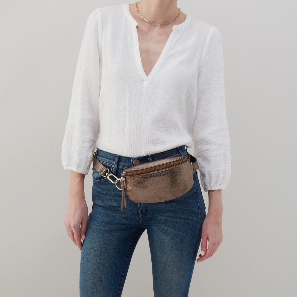 Hobo | Fern Belt Bag in Pebbled Metallic Leather - Pewter