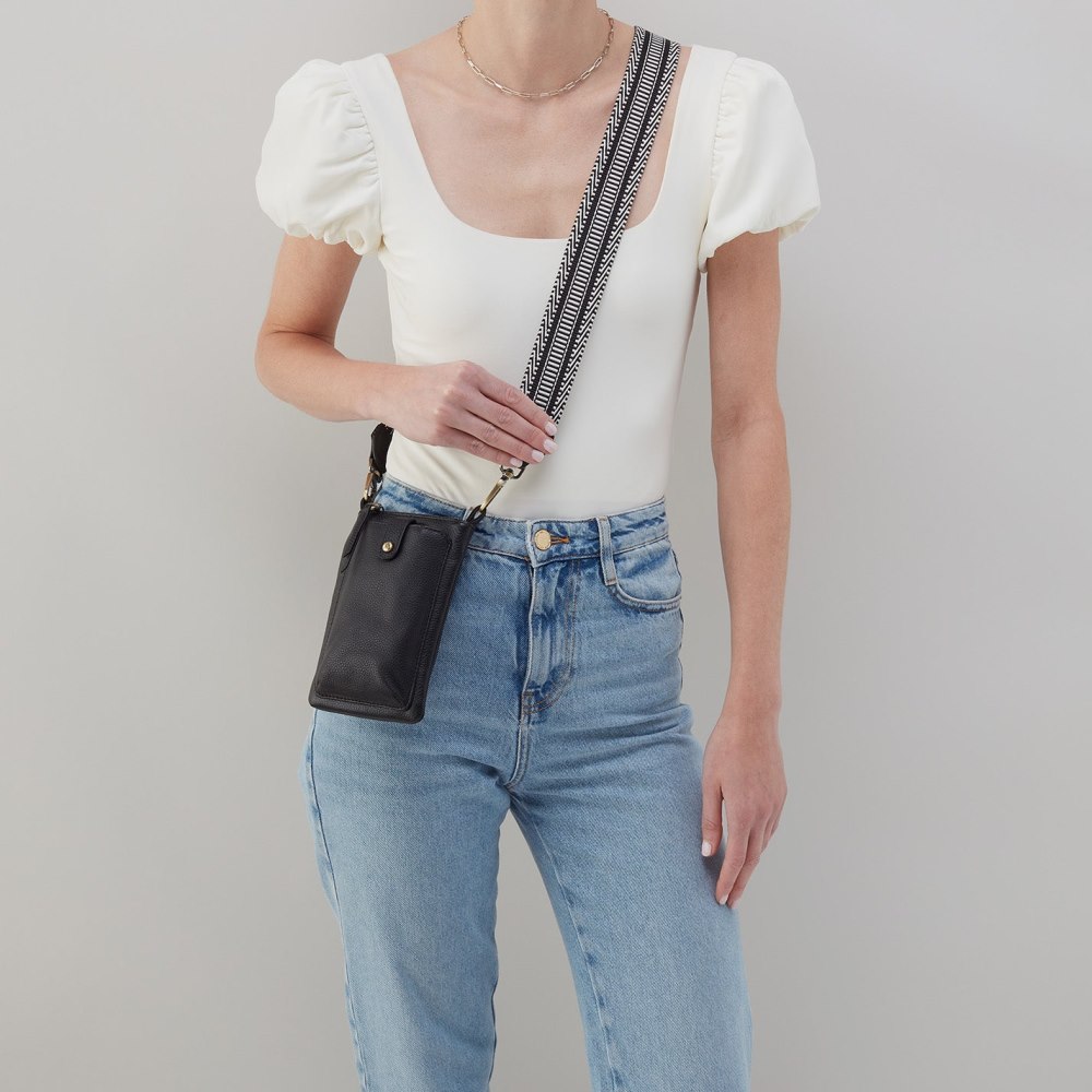 Hobo | Cia Phone Crossbody in Pebbled Leather - Black