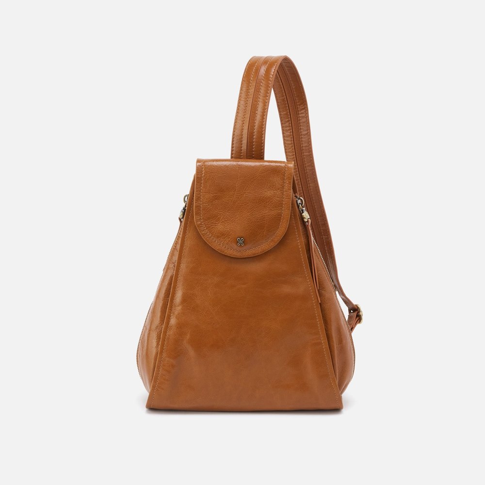 Hobo | Betta Backpack in Polished Leather - Truffle