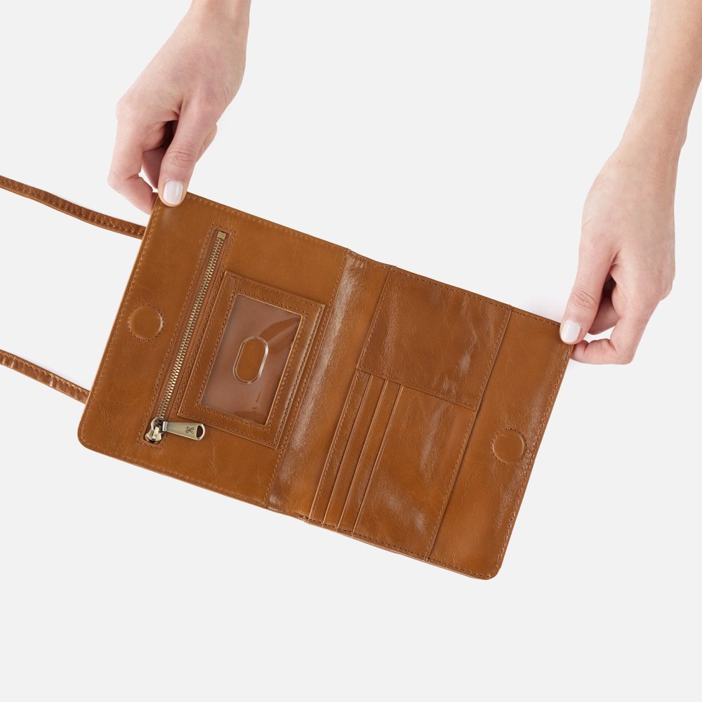 Hobo | Jill Wallet Crossbody in Polished Leather - Truffle